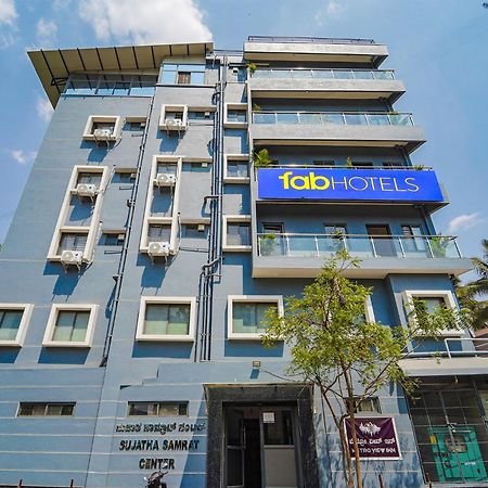 העיר בנגלור Fabhotel Metro Suites - Nr Esi Hospital מראה חיצוני תמונה
