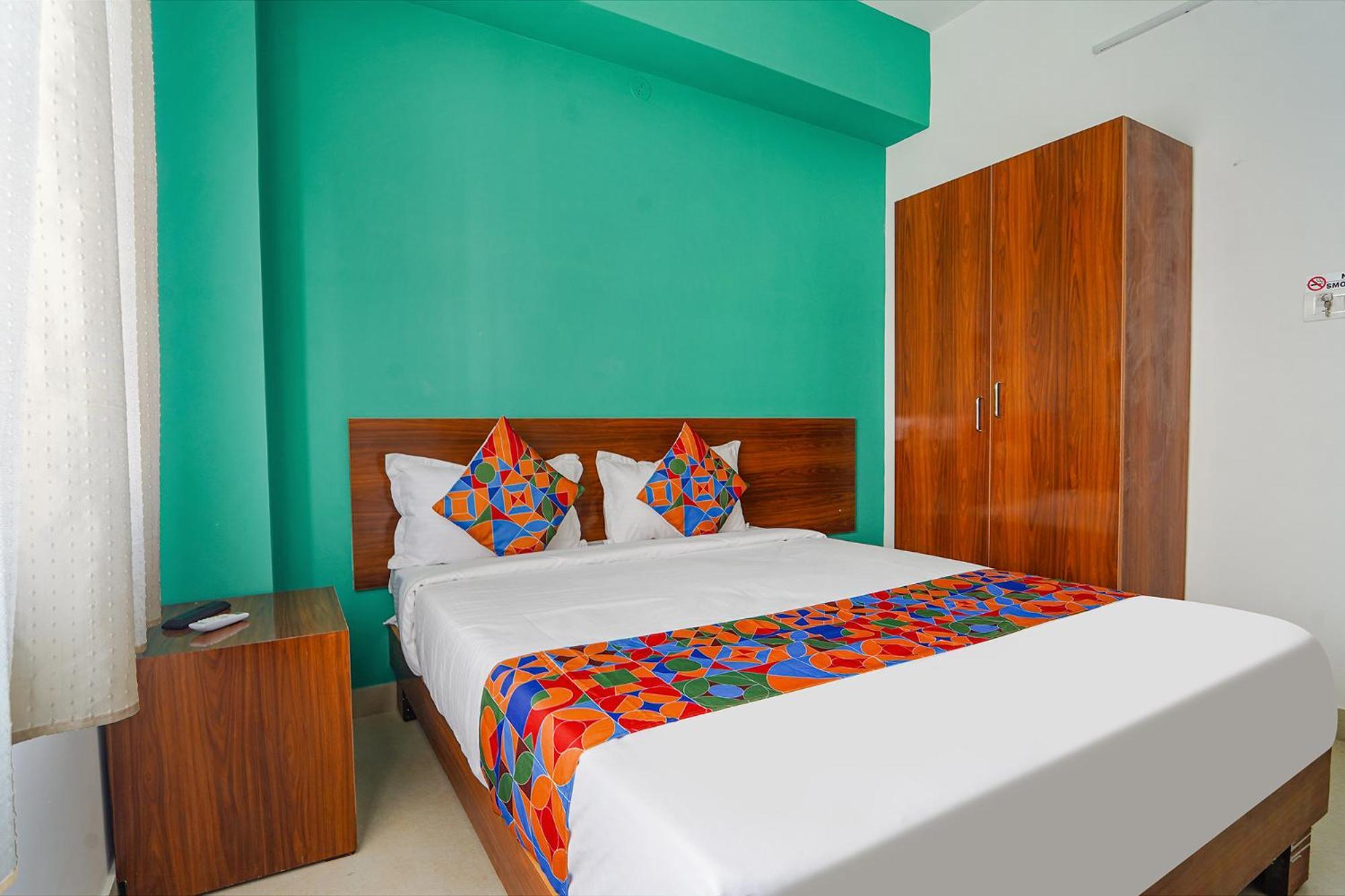 העיר בנגלור Fabhotel Metro Suites - Nr Esi Hospital מראה חיצוני תמונה
